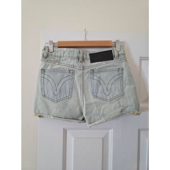 Ami Denim Shorts 26 - Picture 3 of 9